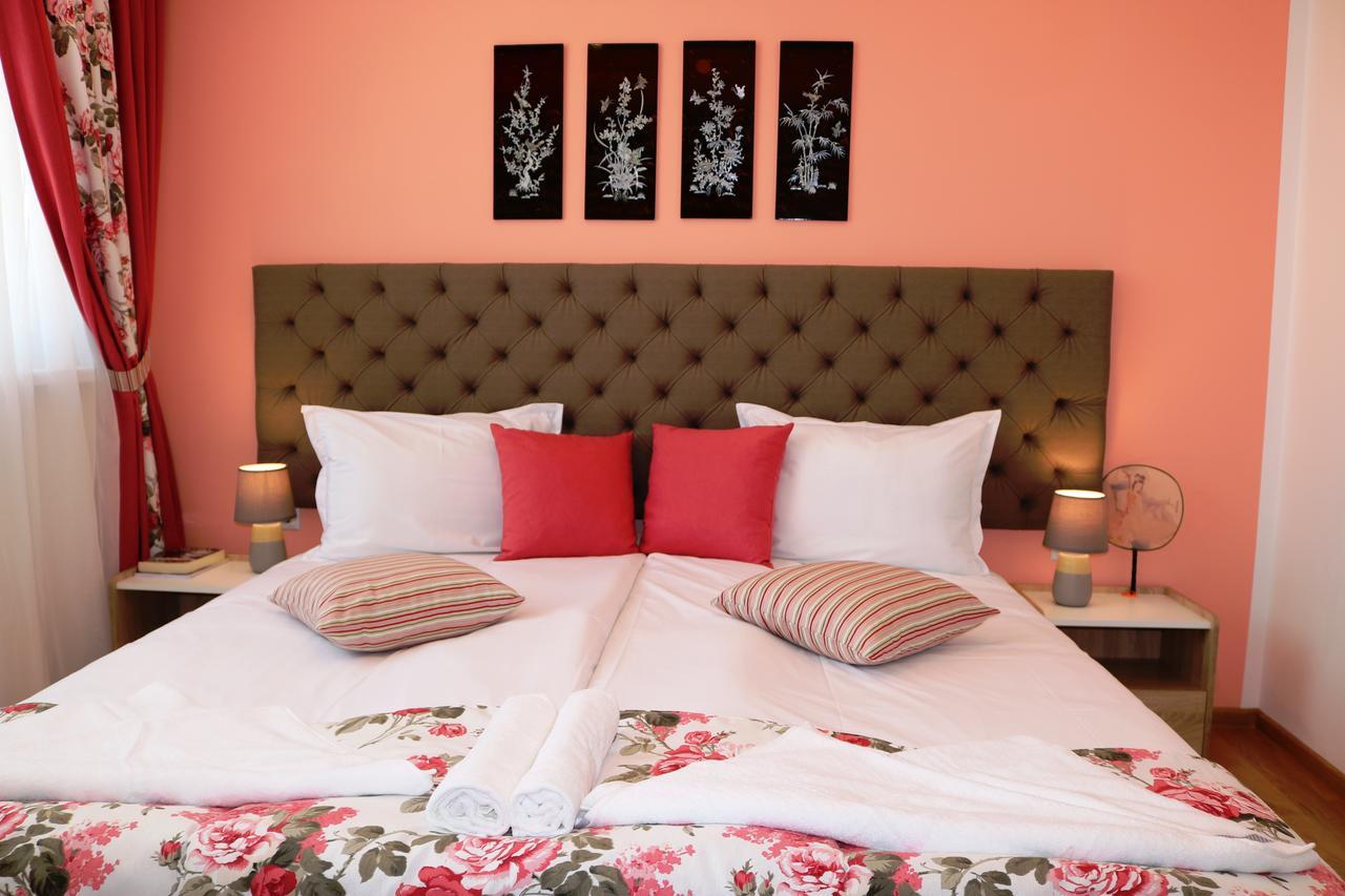 Sea Port Celebrity Apartment - Lets4Holiday Warna Exterior foto