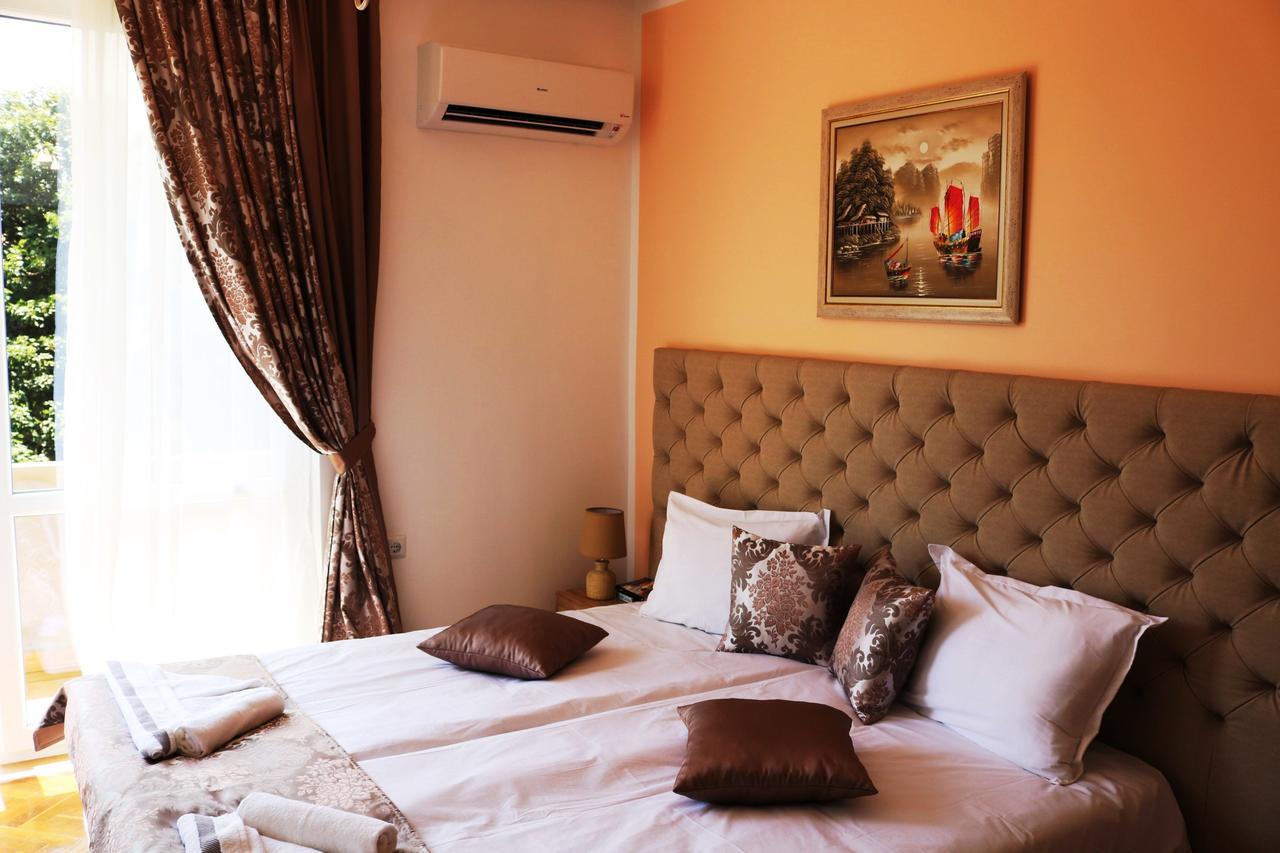 Sea Port Celebrity Apartment - Lets4Holiday Warna Exterior foto