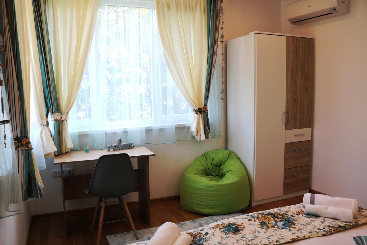 Sea Port Celebrity Apartment - Lets4Holiday Warna Exterior foto