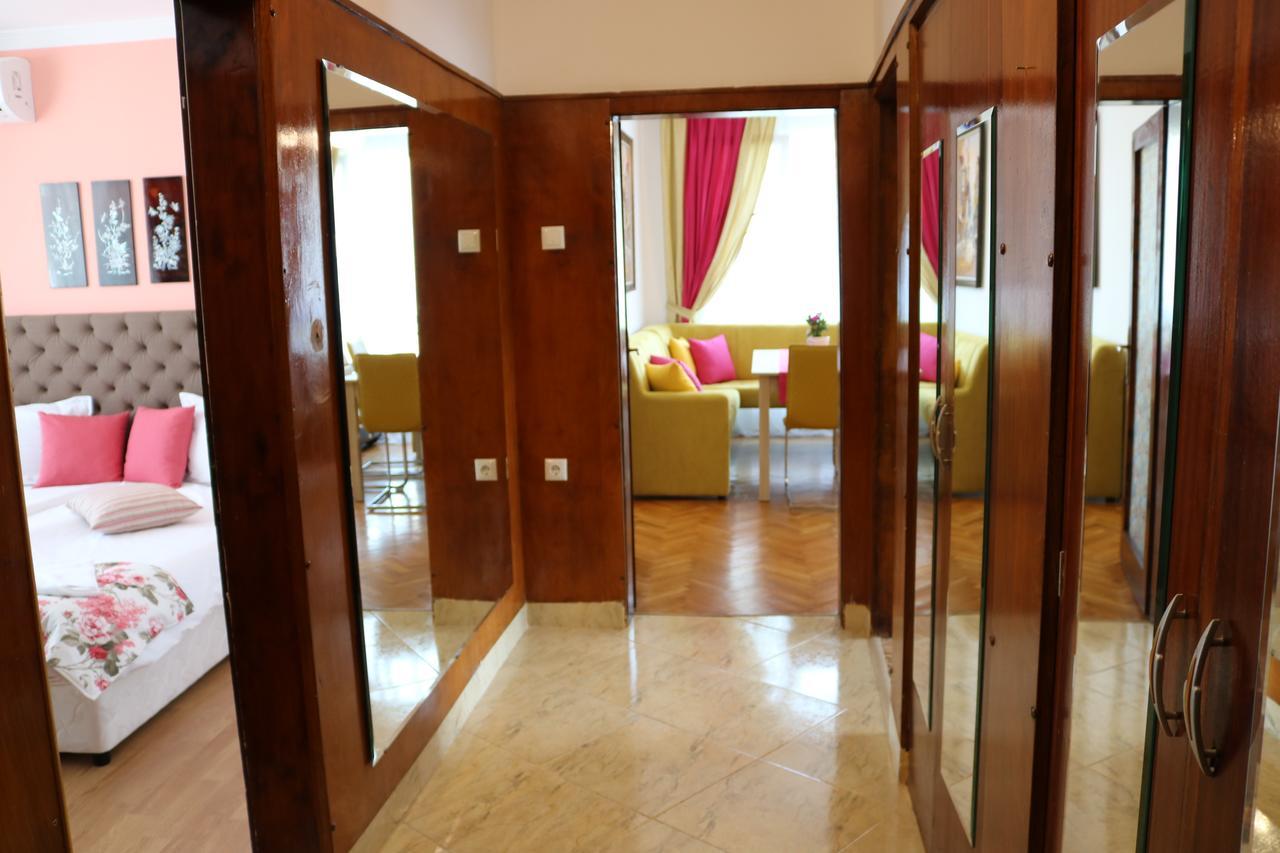 Sea Port Celebrity Apartment - Lets4Holiday Warna Exterior foto