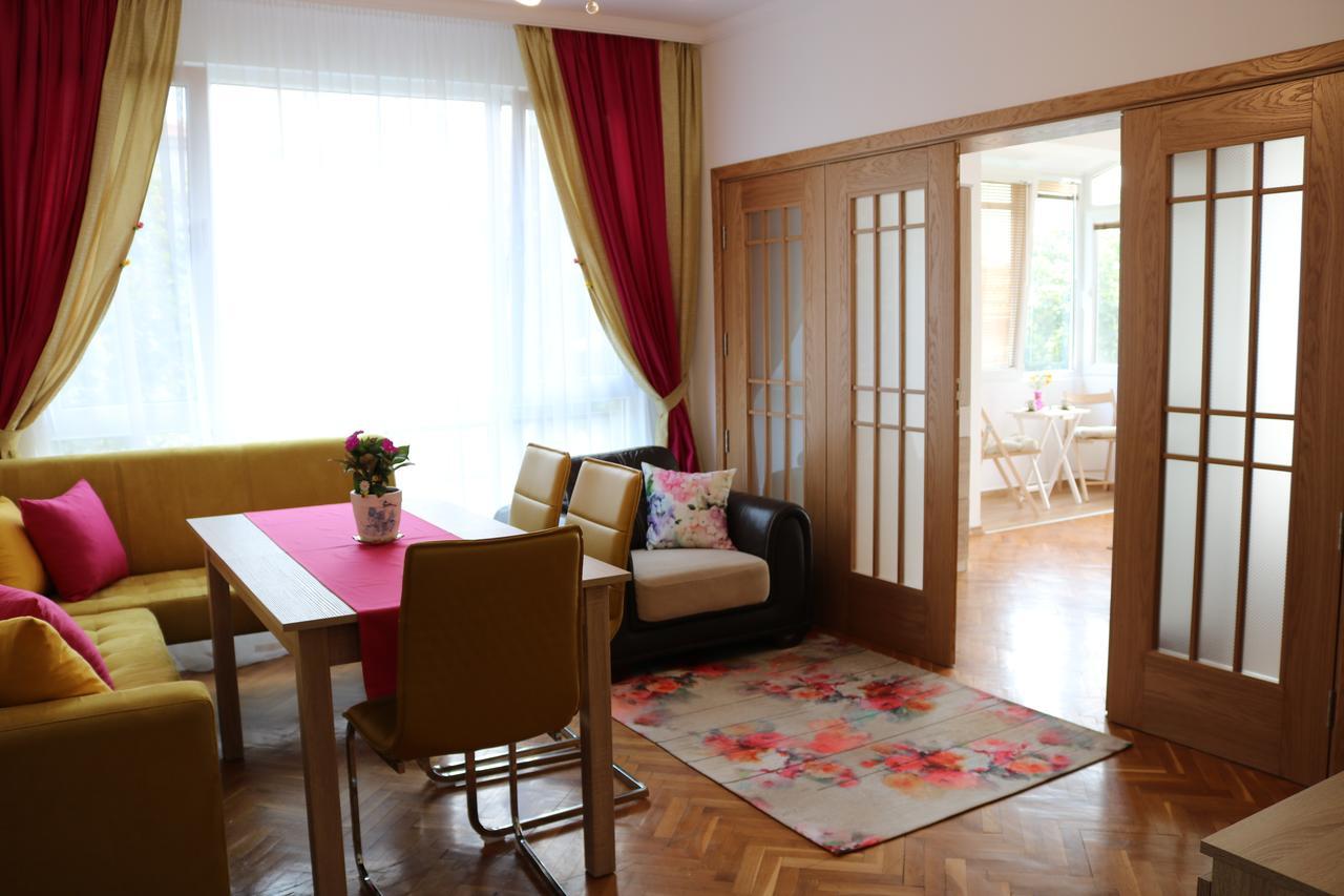 Sea Port Celebrity Apartment - Lets4Holiday Warna Exterior foto