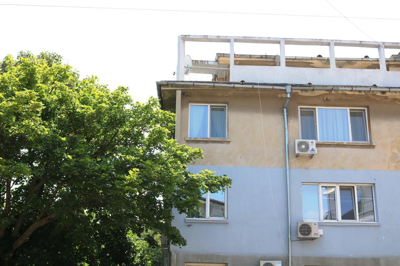 Sea Port Celebrity Apartment - Lets4Holiday Warna Exterior foto