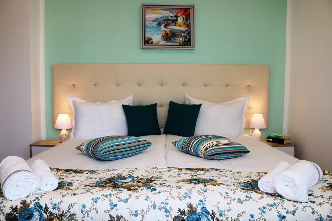 Sea Port Celebrity Apartment - Lets4Holiday Warna Exterior foto