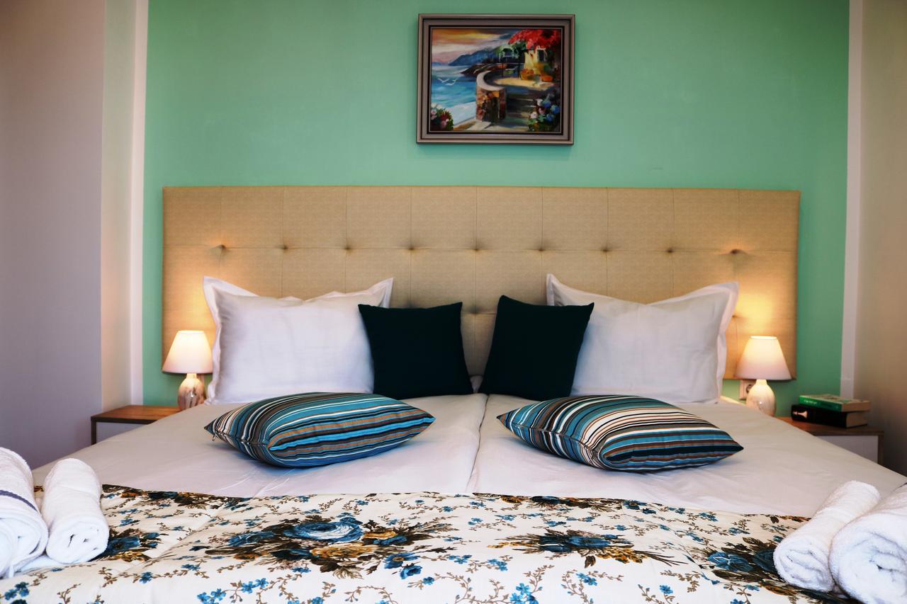Sea Port Celebrity Apartment - Lets4Holiday Warna Exterior foto